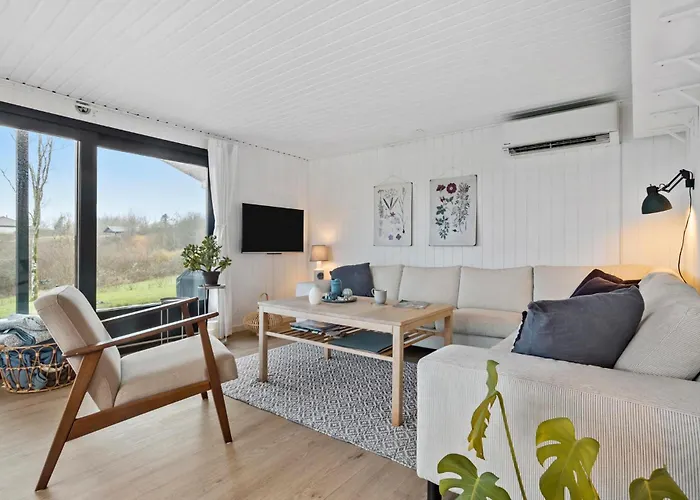 Amazing In Spottrup With Wifi